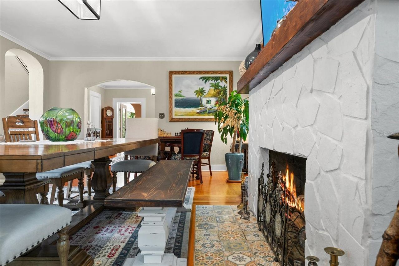 325 49th Street N, Saint Petersburg, FL 33710 Photo