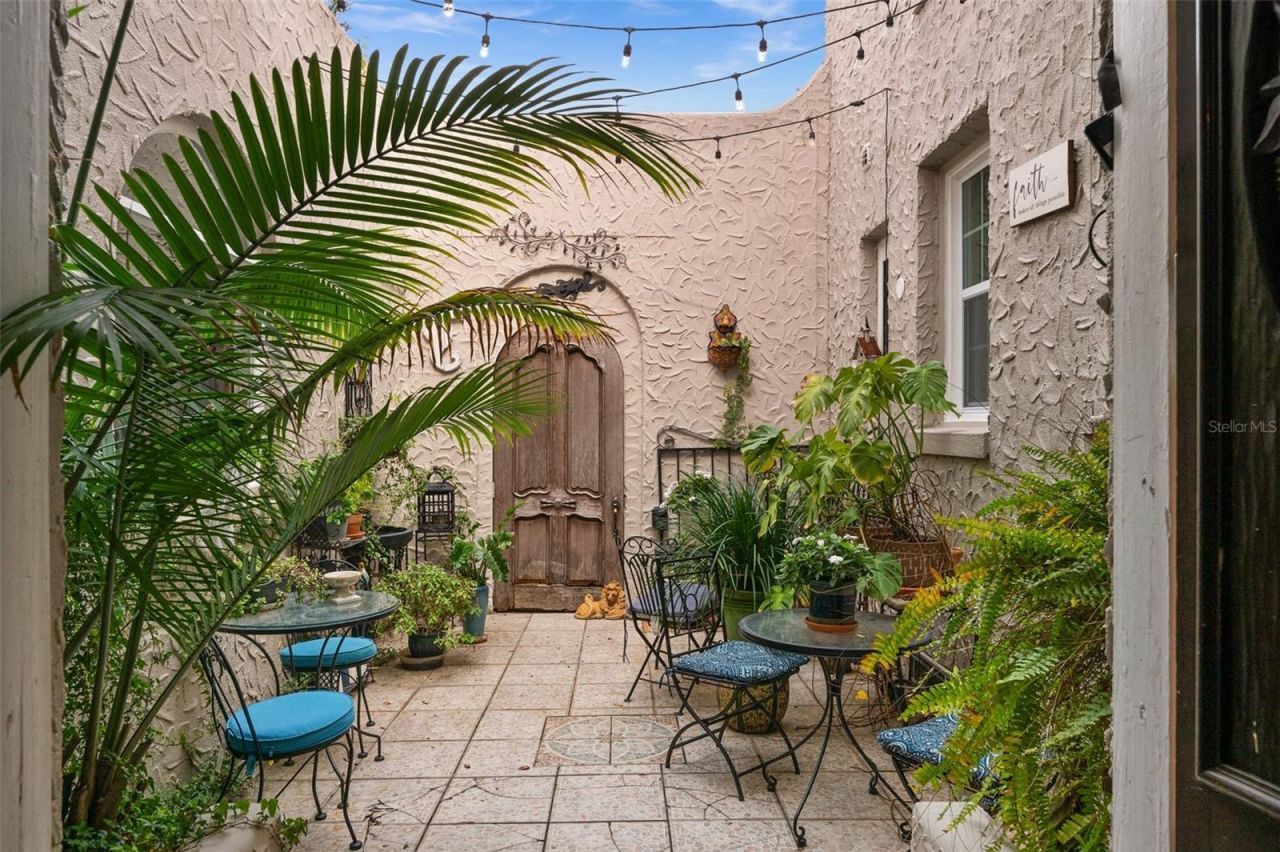 325 49th Street N, Saint Petersburg, FL 33710 Photo