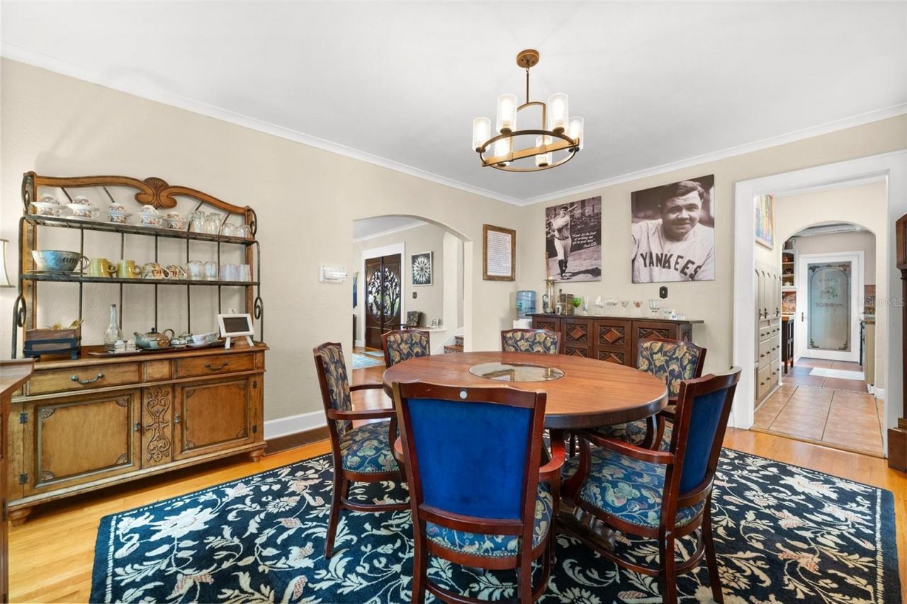 325 49th Street N, Saint Petersburg, FL 33710 Photo