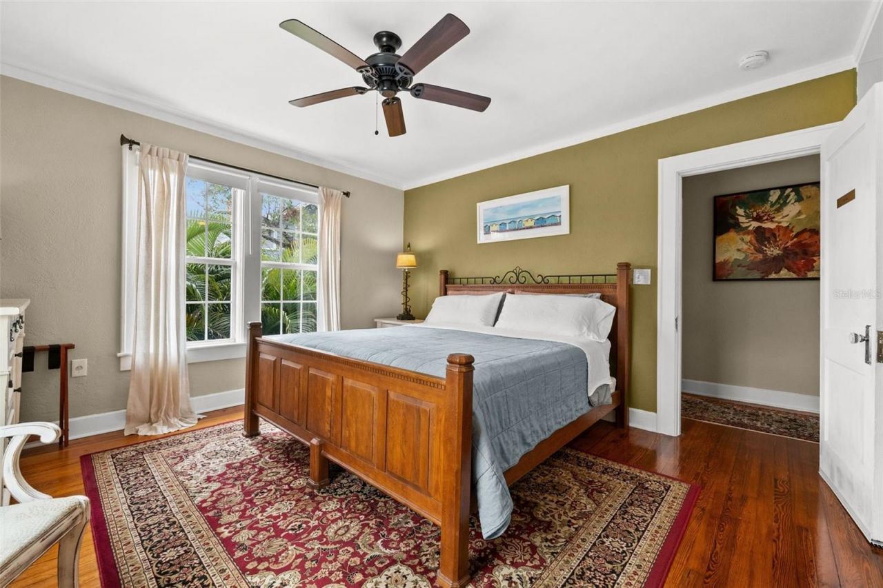 325 49th Street N, Saint Petersburg, FL 33710 Photo