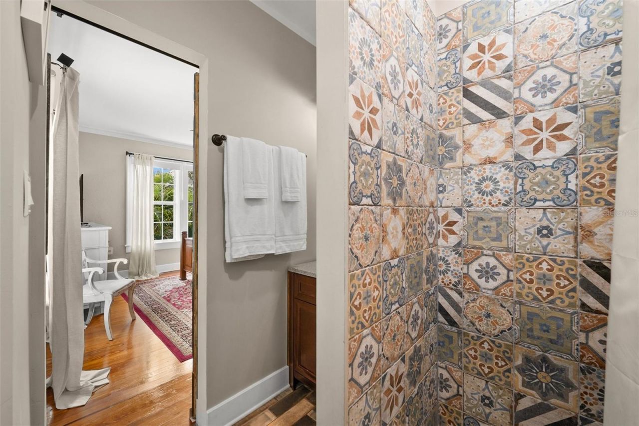 325 49th Street N, Saint Petersburg, FL 33710 Photo