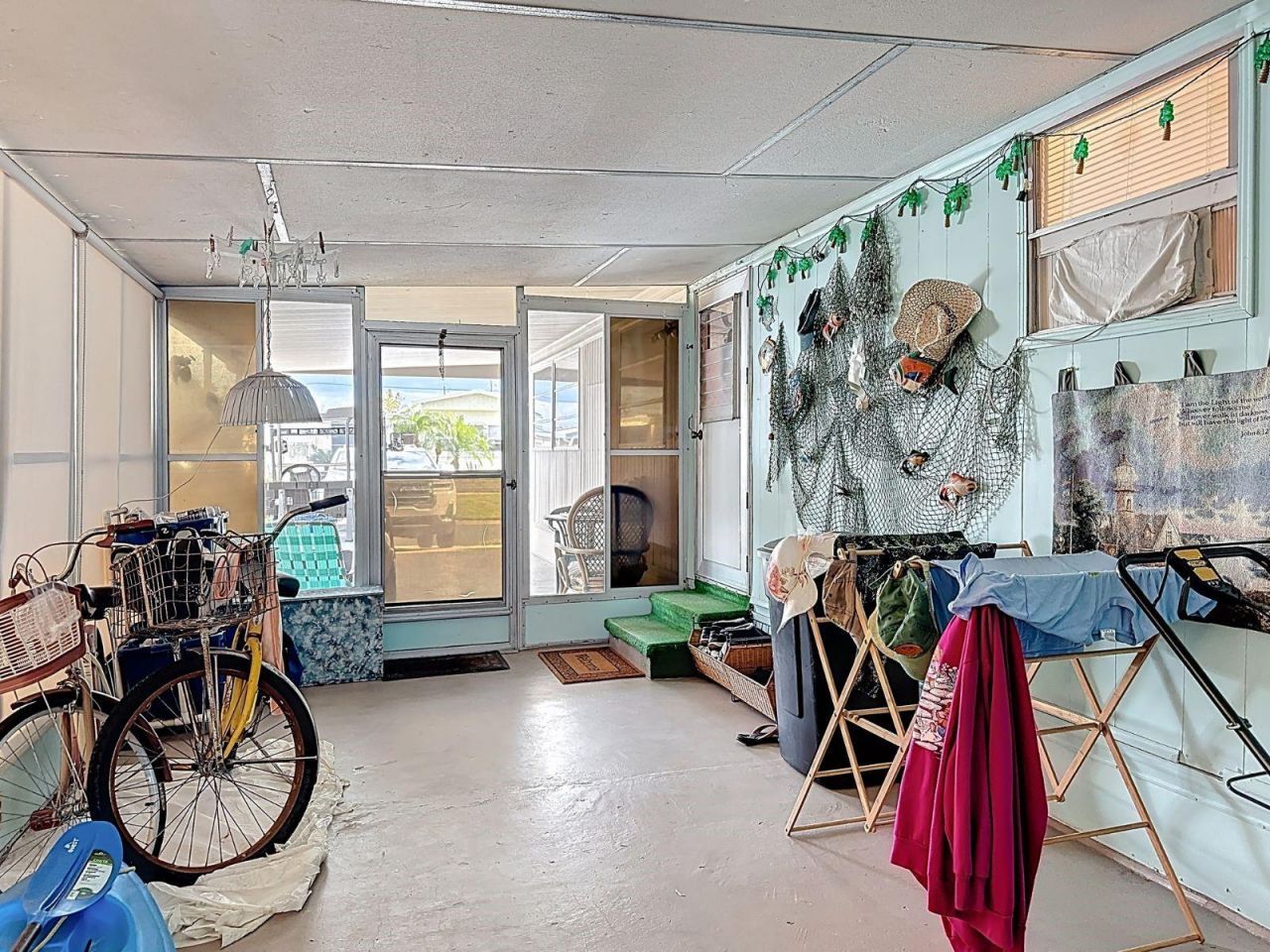 411 Tropic Drive W, Palmetto, FL 34221 Photo