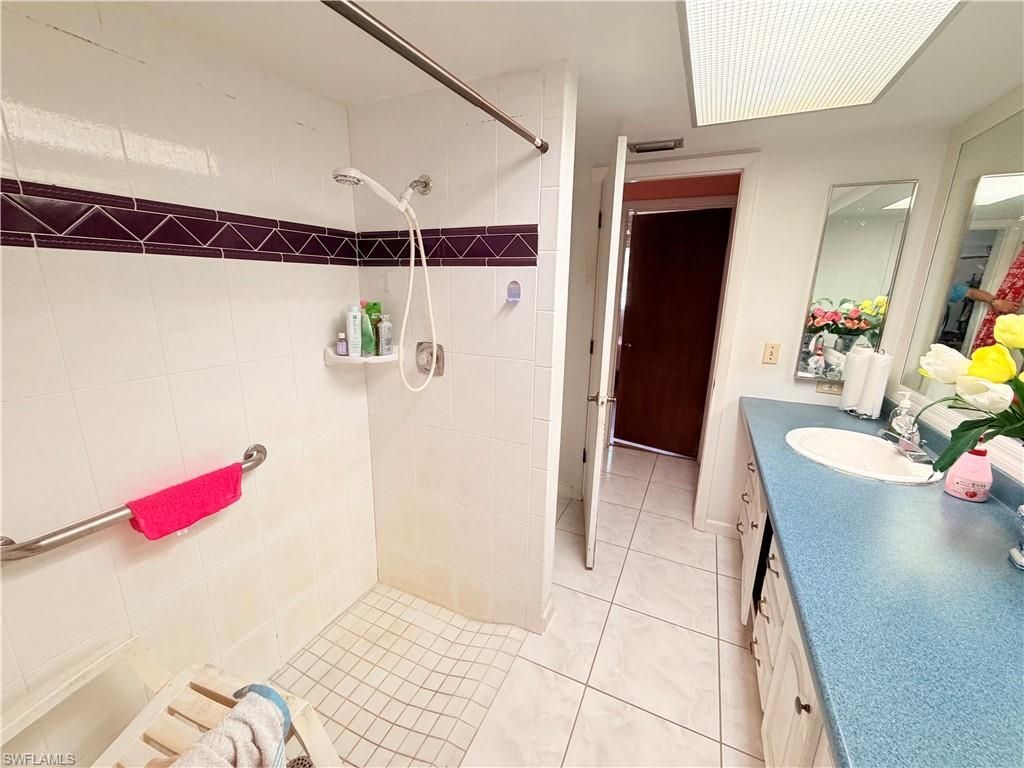1439 SE 15th St, Cape Coral, FL 33990 Photo