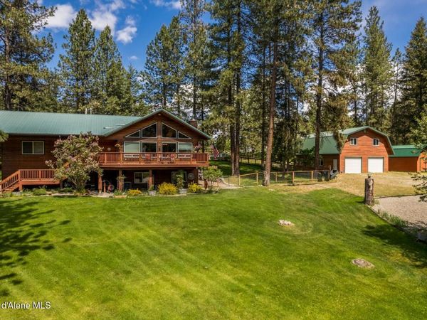 493 Rim Dr, Moyie Springs, ID 83845