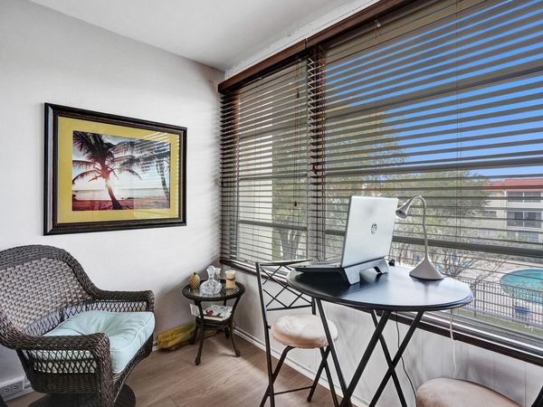 2901 E Sunrise Lakes Drive E, Unit 305, Sunrise, FL 33322