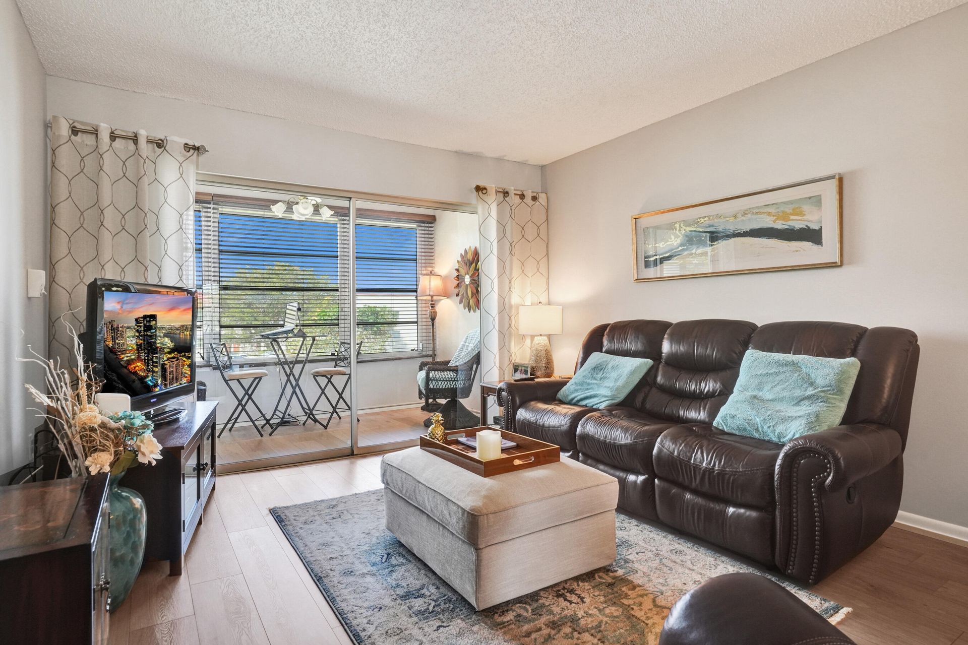 2901 E Sunrise Lakes Drive E, Unit 305, Sunrise, FL 33322 Photo