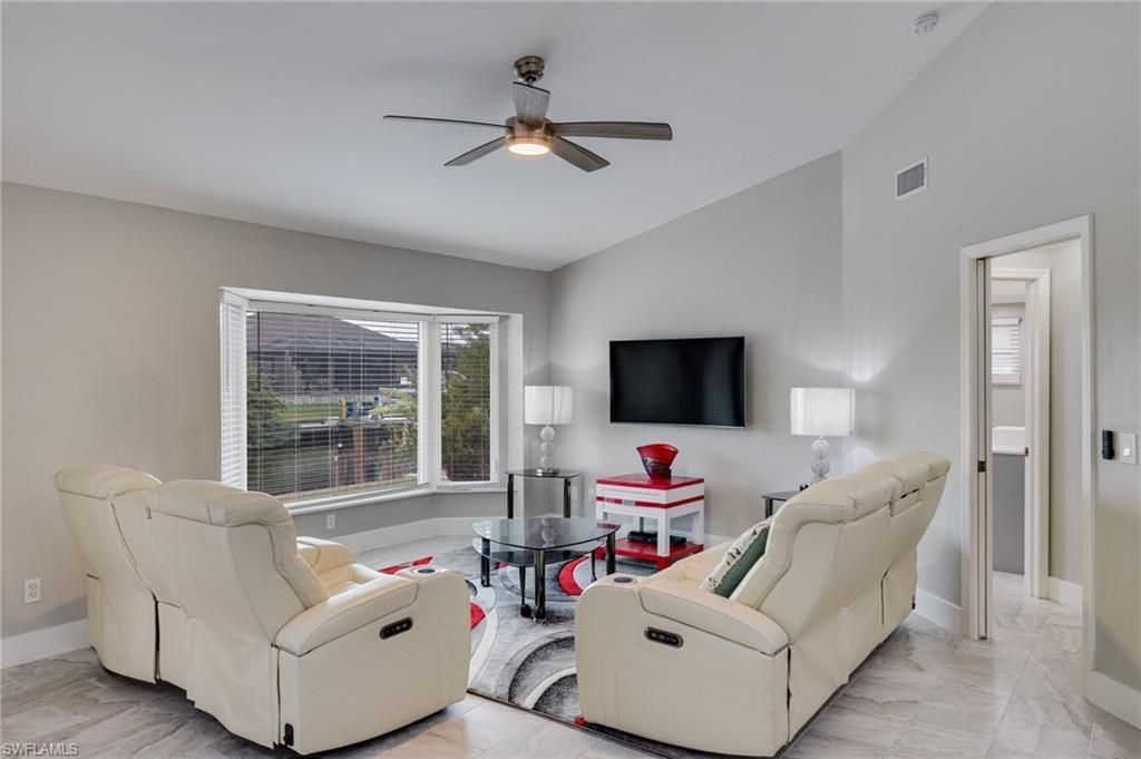 2244 SW 28th St, Cape Coral, FL 33914 Photo