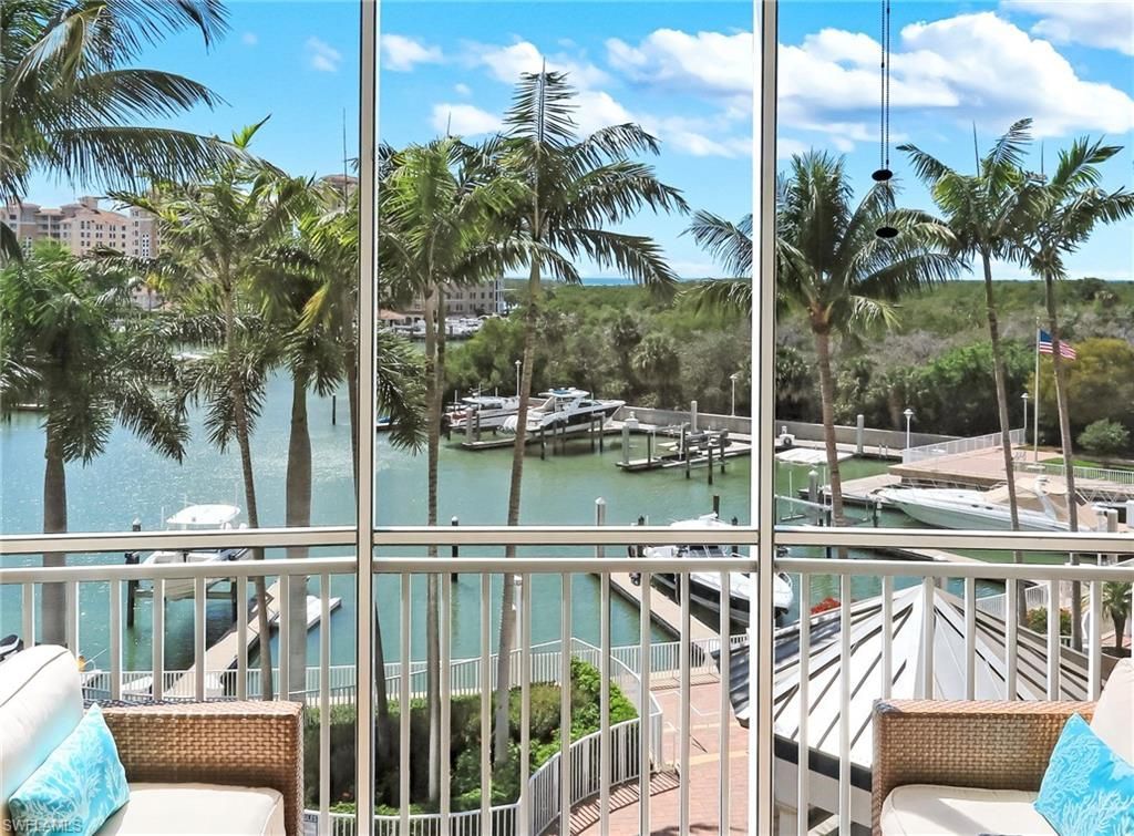 13675 Vanderbilt Dr, Unit 406, Naples, FL 34110 Photo