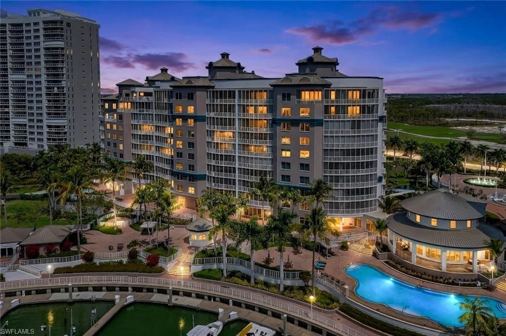 13675 Vanderbilt Dr, Unit 406, Naples, FL 34110 Photo