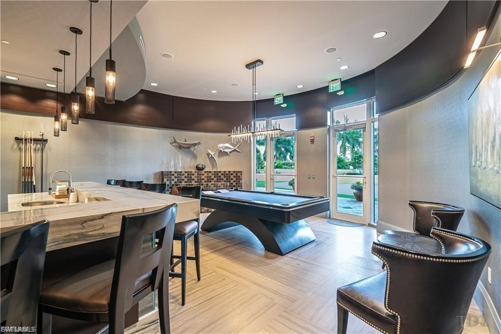 13675 Vanderbilt Dr, Unit 406, Naples, FL 34110 Photo