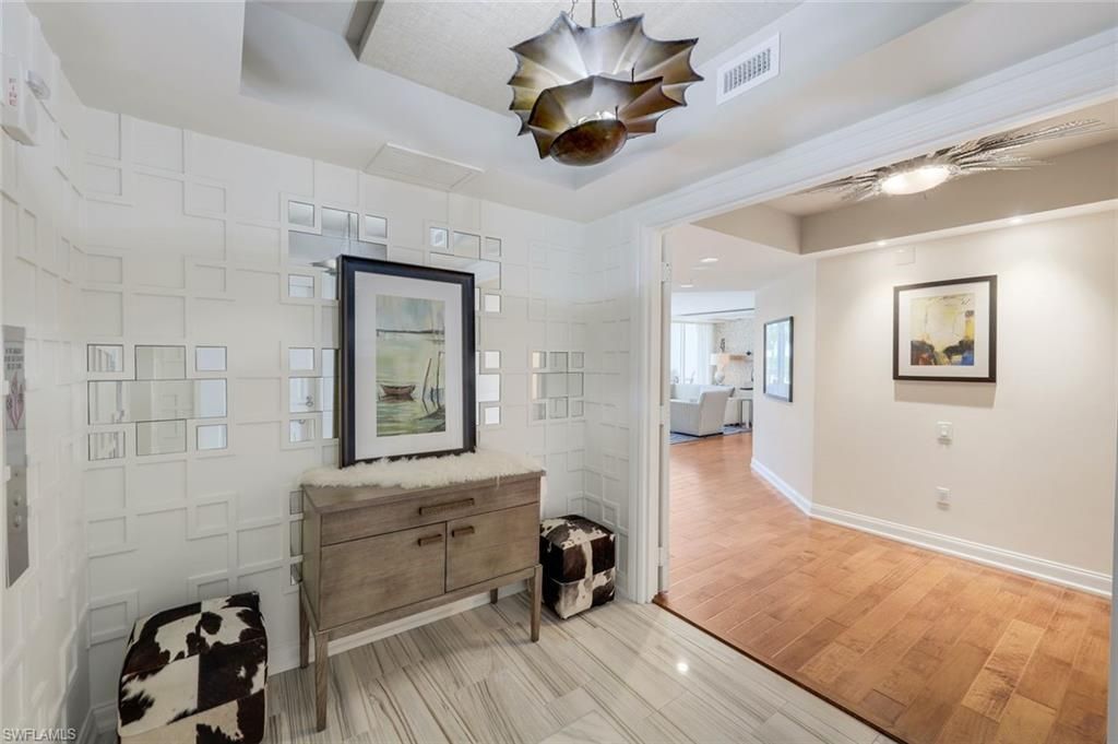 13675 Vanderbilt Dr, Unit 406, Naples, FL 34110 Photo