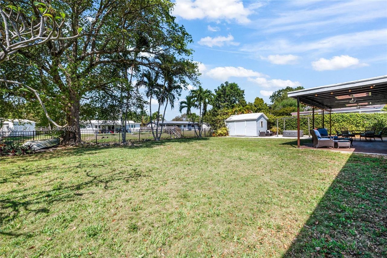 18044 SW 89th Pl , Palmetto Bay, FL 33157 Photo