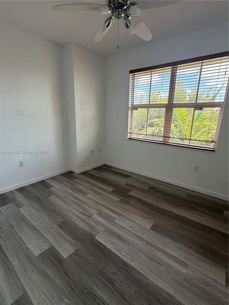 11401 NW 89th St , Unit 204, Doral, FL 33178 Photo