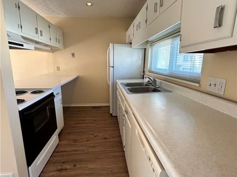 131 Orchard Drive, Unit A, Saint Clairsville, OH 43950 Photo 3