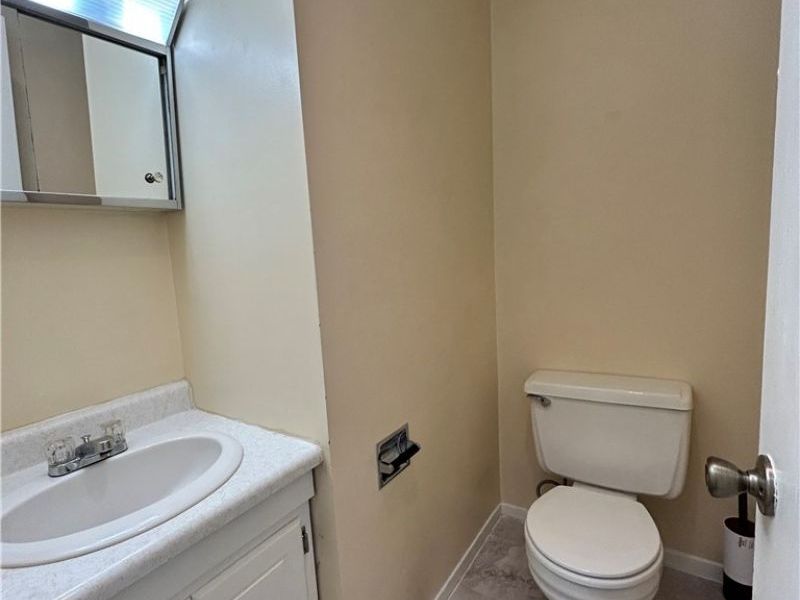 131 Orchard Drive, Unit A, Saint Clairsville, OH 43950 Photo 9