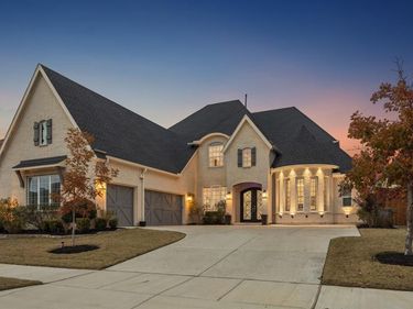 466 Dancing Water Drive, Frisco, TX 75036