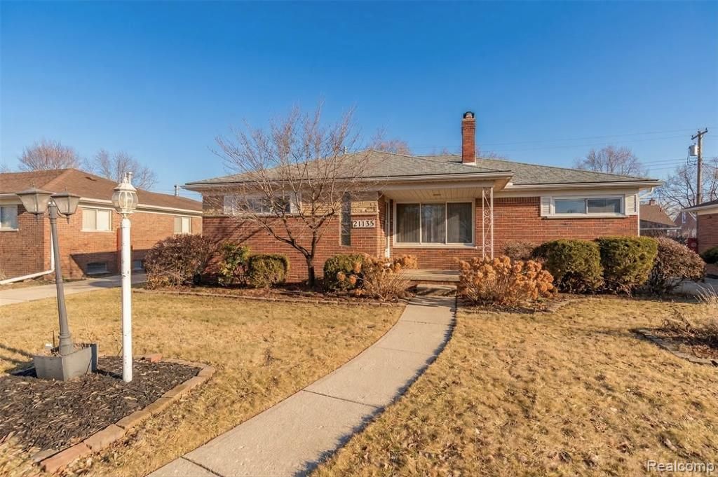 21135 Virginia Avenue, Eastpointe, MI 48021 Main Photo