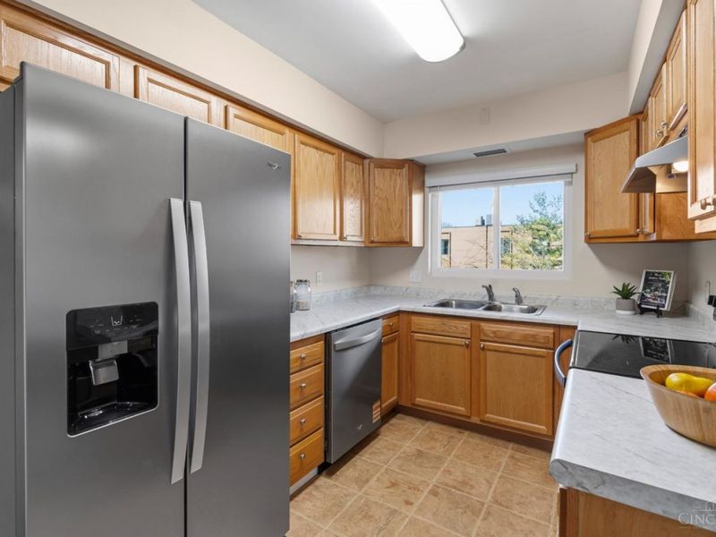 3566 Amberacres Drive, Unit 4, Cincinnati, OH 45237 Photo 11