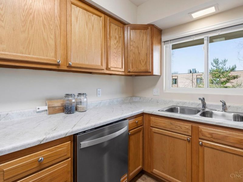 3566 Amberacres Drive, Unit 4, Cincinnati, OH 45237 Photo 13