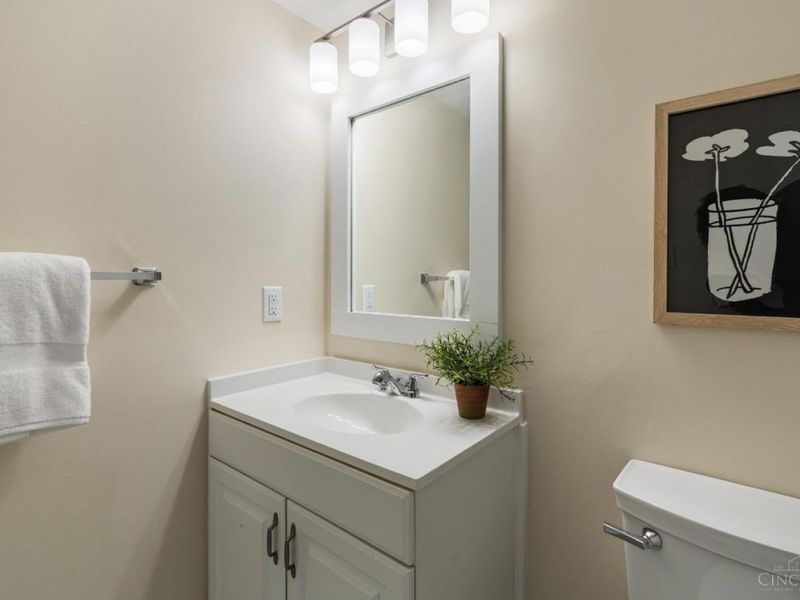 3566 Amberacres Drive, Unit 4, Cincinnati, OH 45237 Photo 21