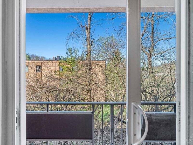 3566 Amberacres Drive, Unit 4, Cincinnati, OH 45237 Photo 8