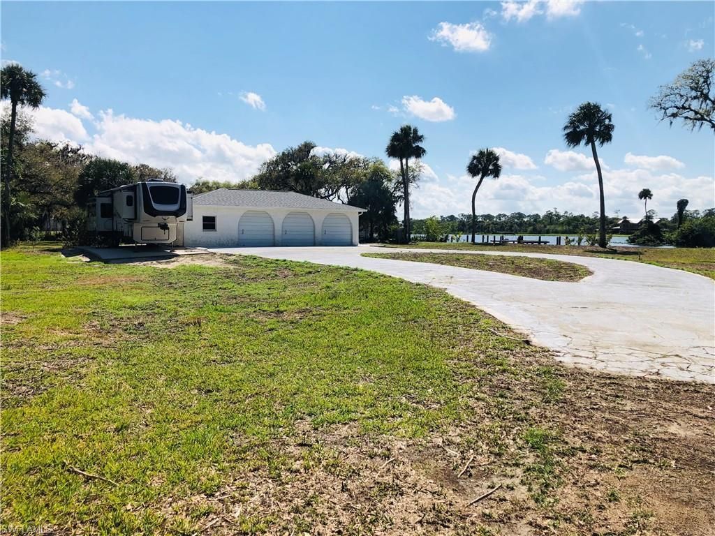 17500 Taylor Rd, Alva, FL 33920 Photo