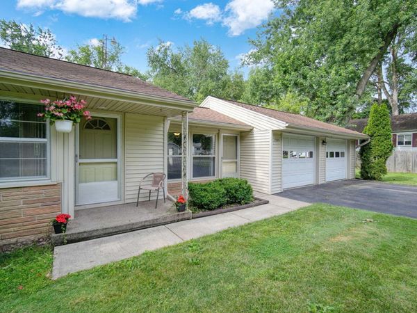 1905 W Franklin Street, Jackson, MI 49203