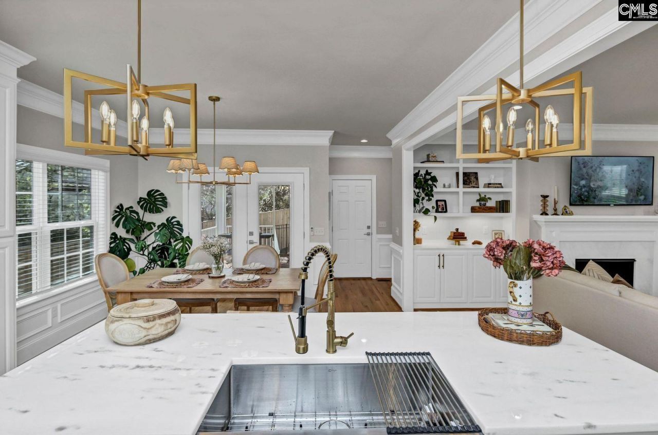 344 Redstone Way  Photo 15