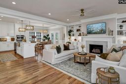 344 Redstone Way  photo 4