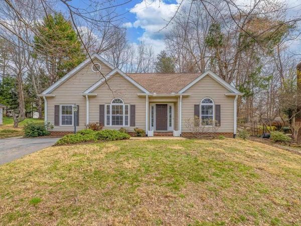 3041 COPPER KNOLL RD, CHARLOTTESVILLE, VA 22911