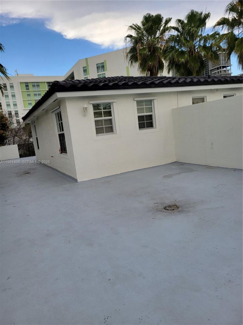 413 SW 5th St , Fort Lauderdale, FL 33315 Photo