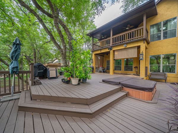 519 Long Mdw, Spring Branch, TX 78070