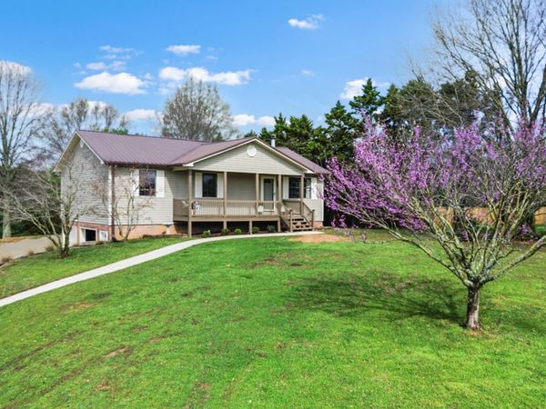 866 Cedar Springs Road SE, Cleveland, TN 37323