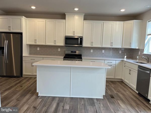 37 EAST FRONT STREET , BRIDGEPORT, PA 19405