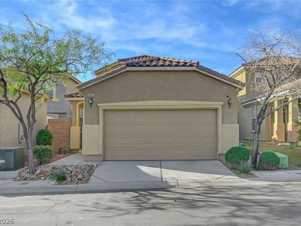 8803 Salvestrin Point Avenue, Las Vegas, NV 89148