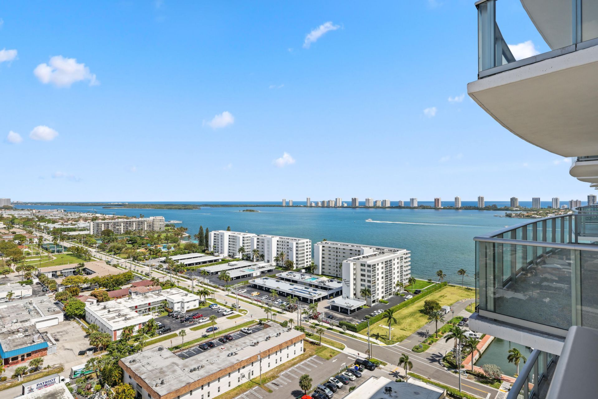 220 Lake Shore Drive, Unit 1823, Lake Park, FL 33403 Photo