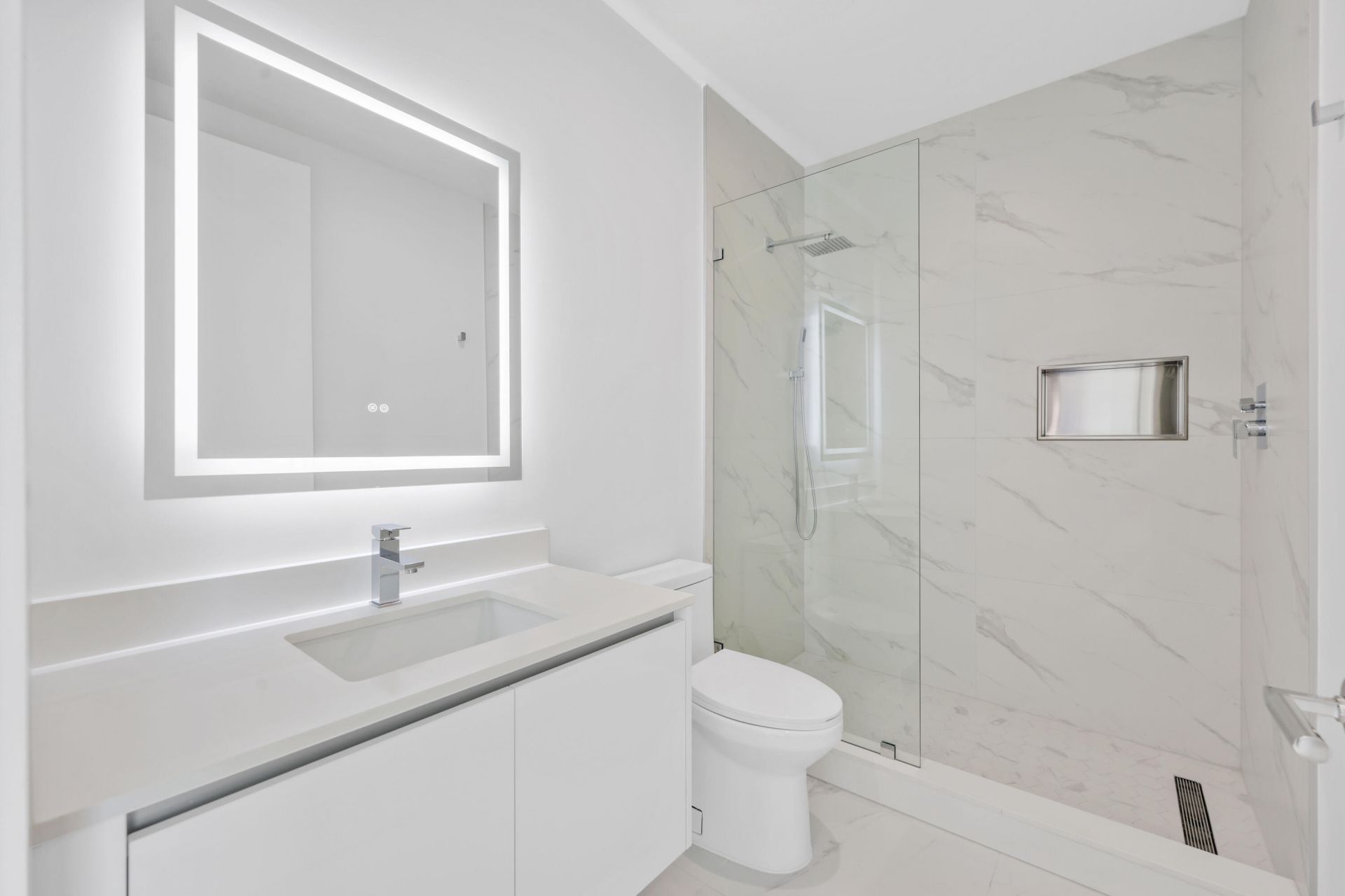 220 Lake Shore Drive, Unit 1823, Lake Park, FL 33403 Photo