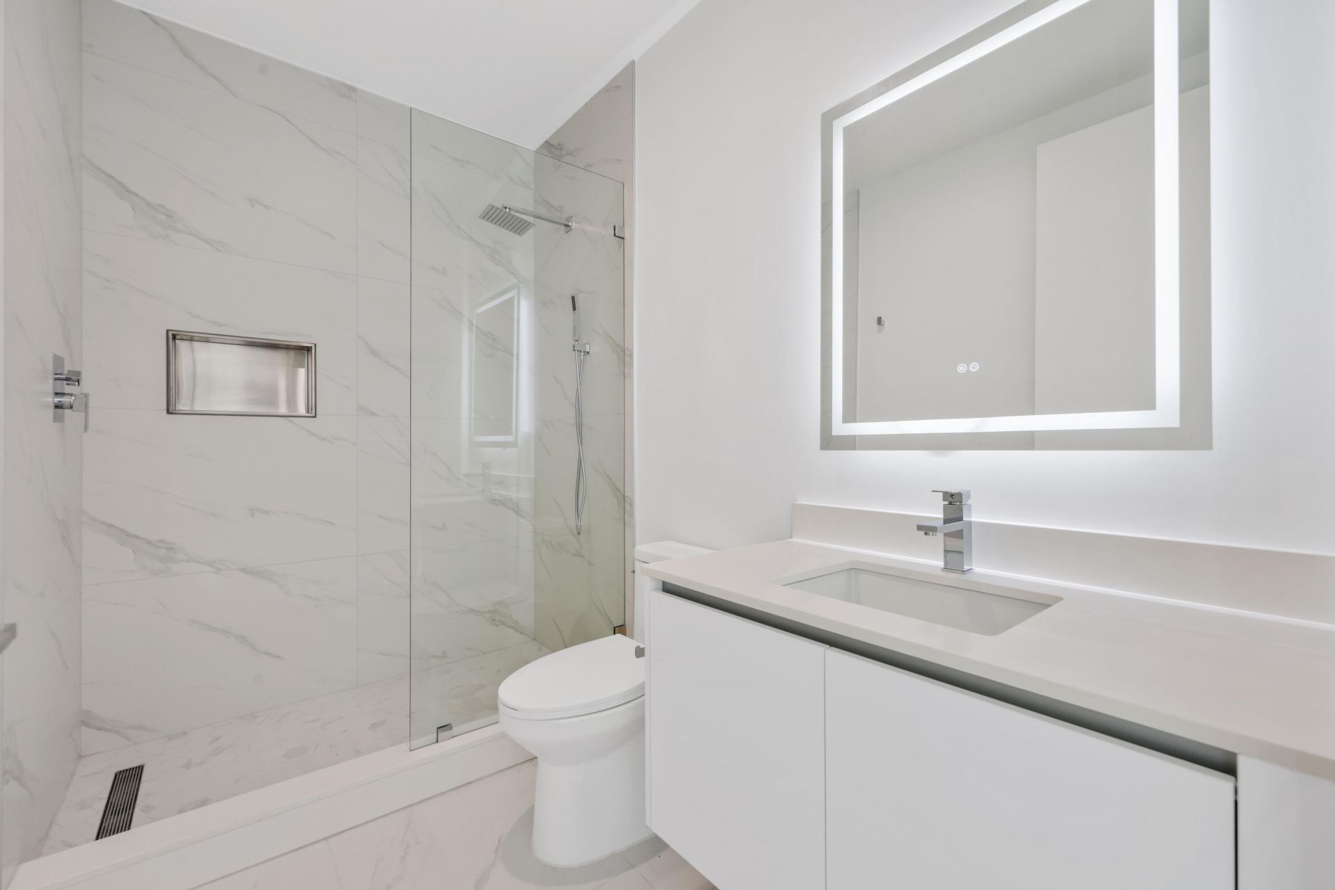 220 Lake Shore Drive, Unit 1823, Lake Park, FL 33403 Photo