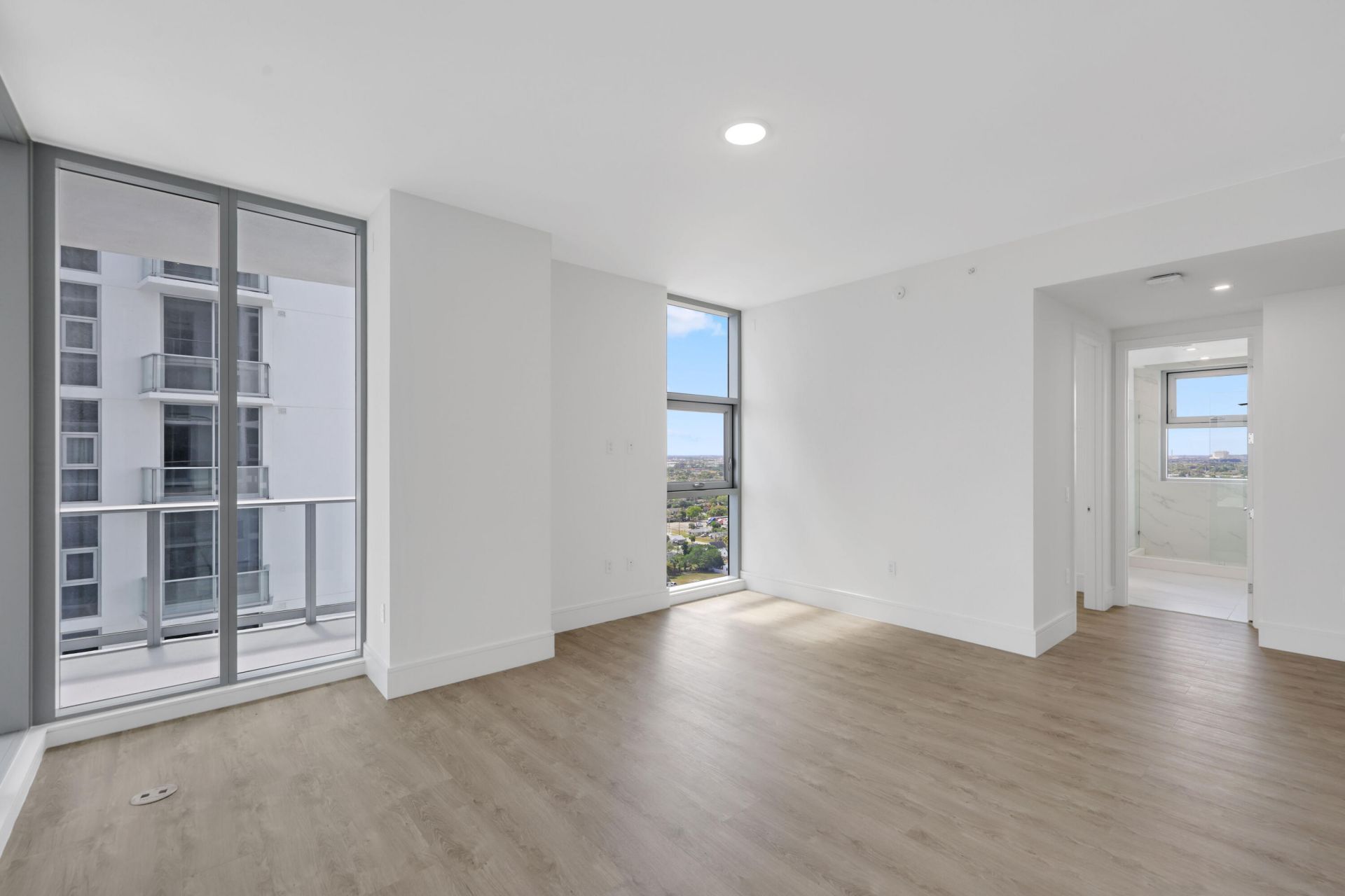 220 Lake Shore Drive, Unit 1823, Lake Park, FL 33403 Photo