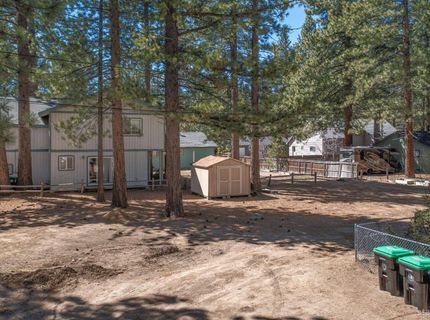 2491 Ponderosa Street, South Lake Tahoe, CA 96150 Photo