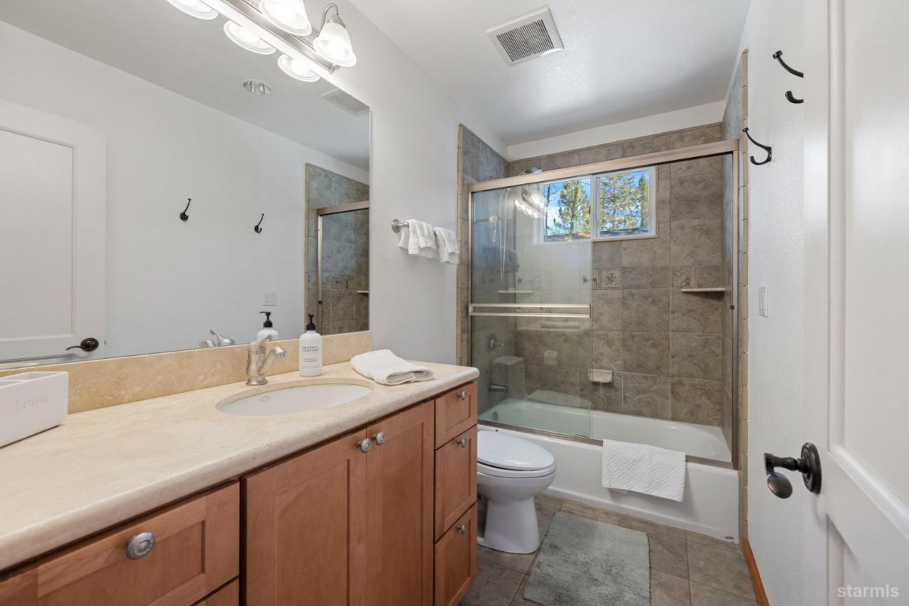 2367 Wasabe Drive, South Lake Tahoe, CA 96150 Photo