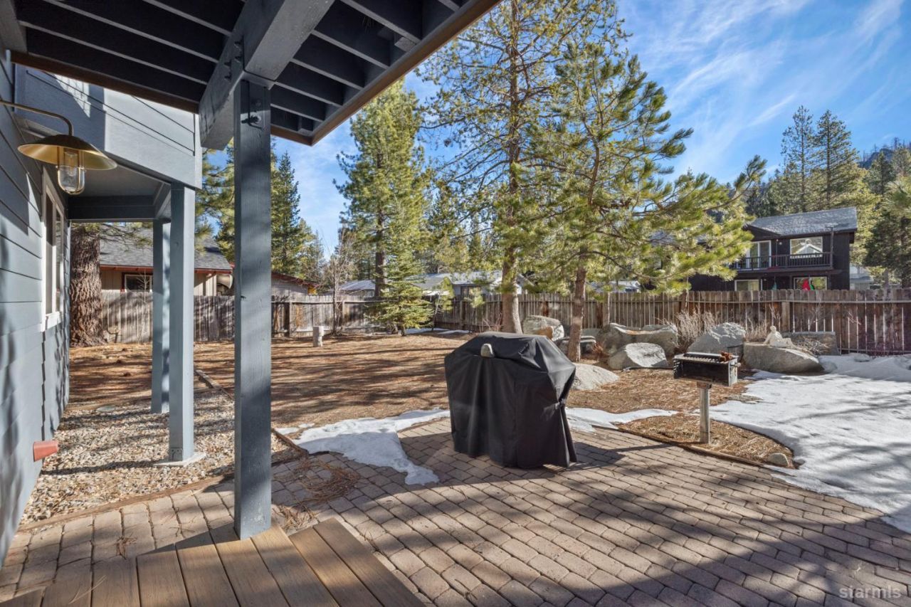 2367 Wasabe Drive, South Lake Tahoe, CA 96150 Photo