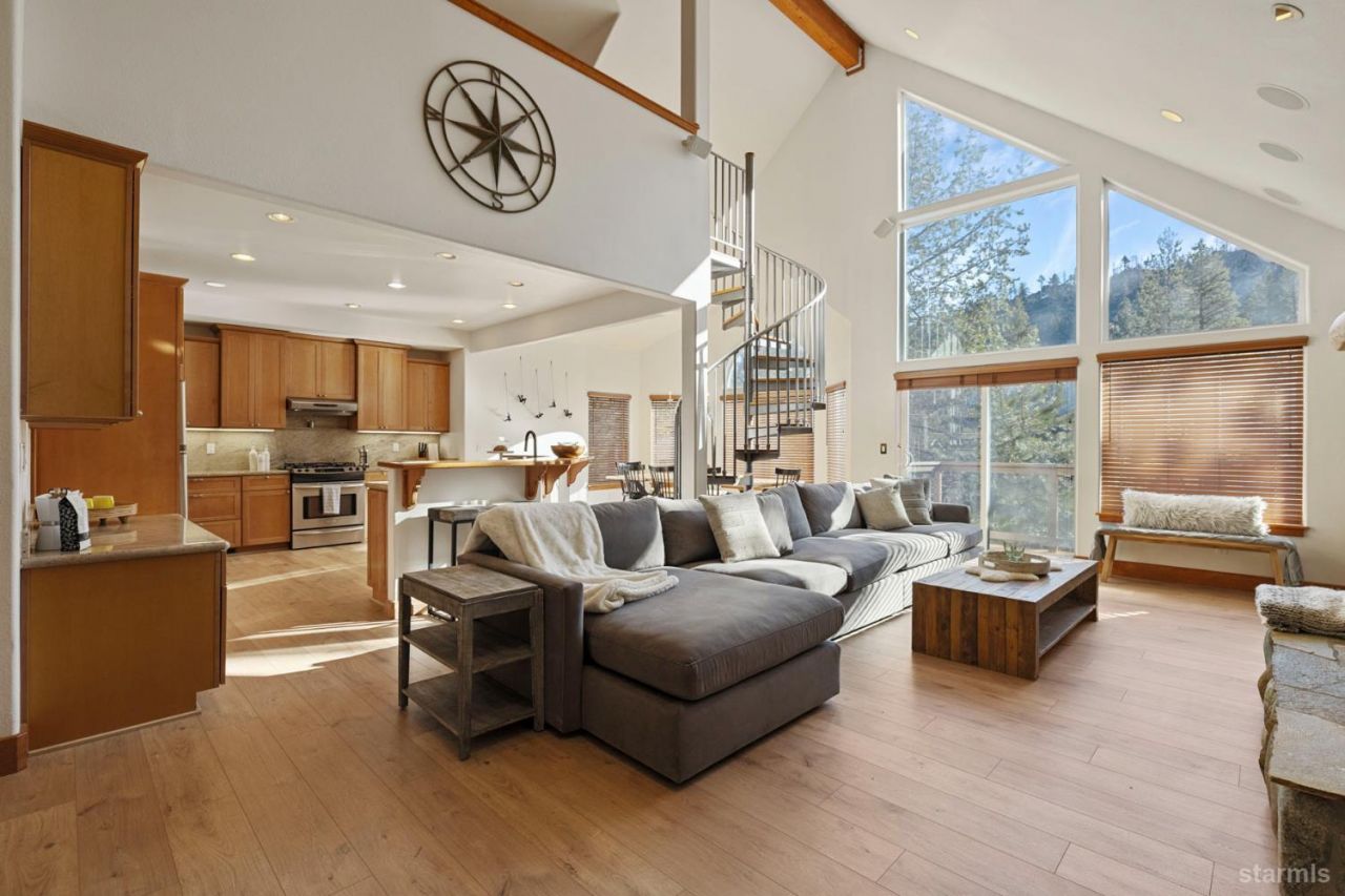 2367 Wasabe Drive, South Lake Tahoe, CA 96150 Photo