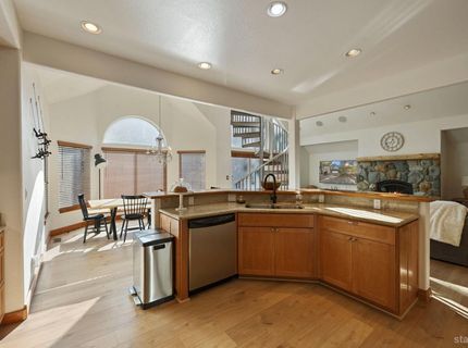 2367 Wasabe Drive, South Lake Tahoe, CA 96150 Photo