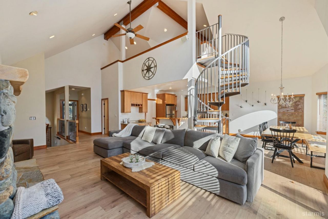 2367 Wasabe Drive, South Lake Tahoe, CA 96150 Photo