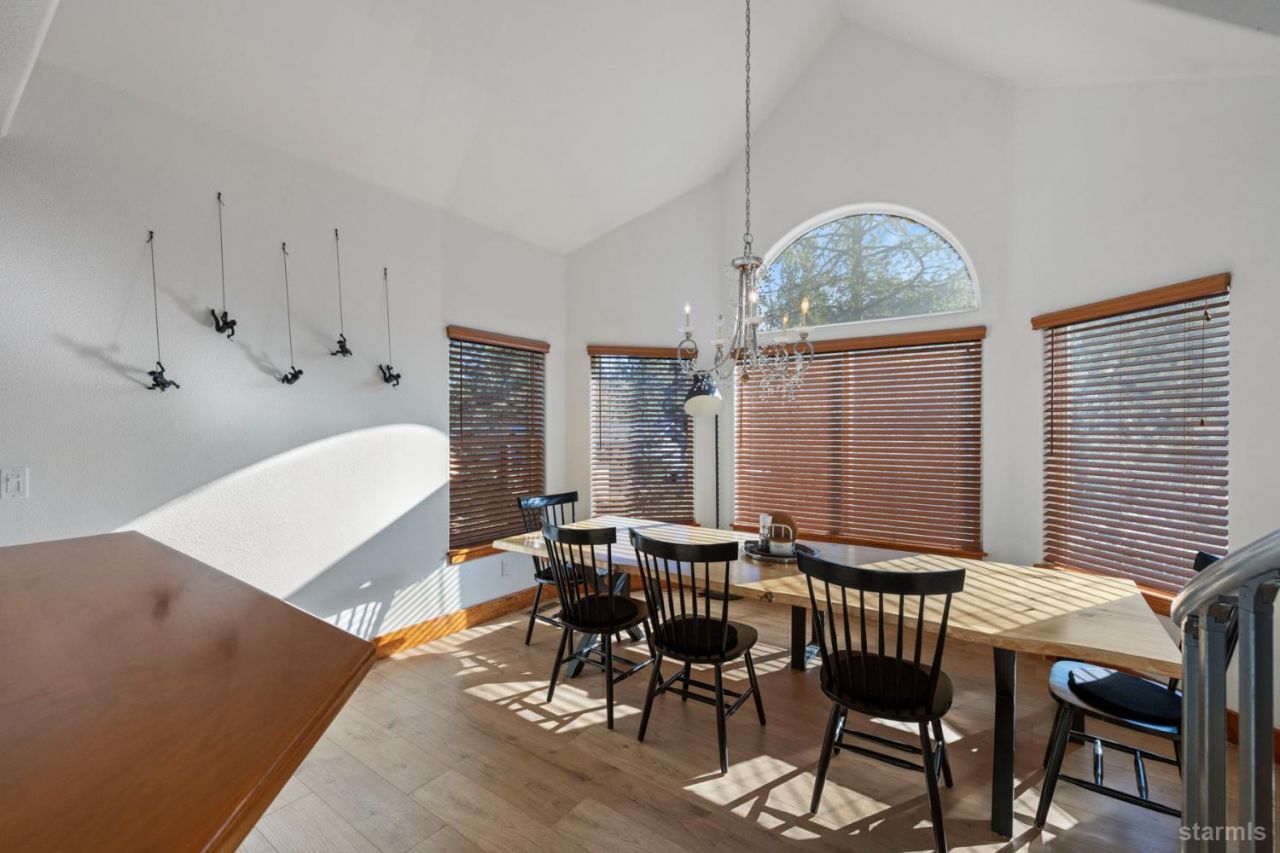 2367 Wasabe Drive, South Lake Tahoe, CA 96150 Photo