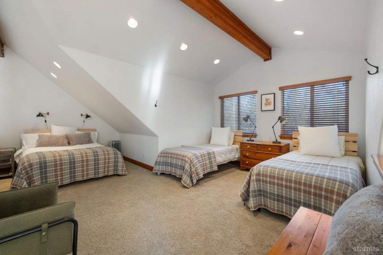 2367 Wasabe Drive, South Lake Tahoe, CA 96150 Photo