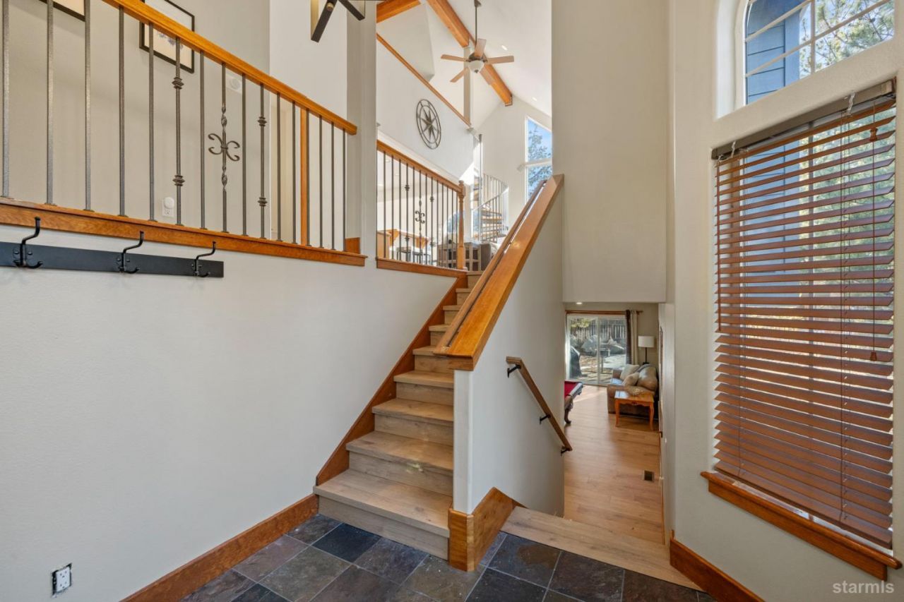 2367 Wasabe Drive, South Lake Tahoe, CA 96150 Photo