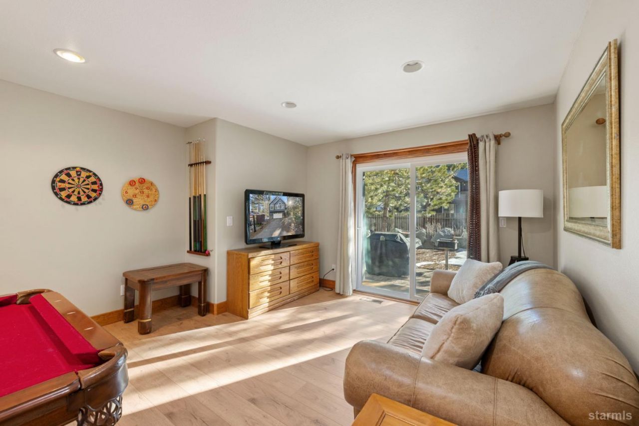 2367 Wasabe Drive, South Lake Tahoe, CA 96150 Photo