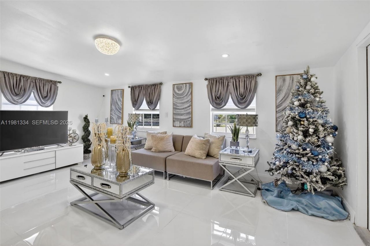 3220 NW 2nd St, Lauderhill, FL 33311 Photo